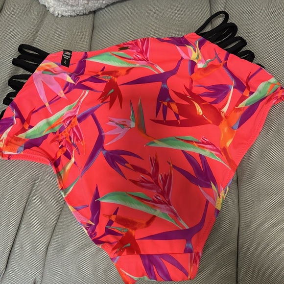 NWT pink Victoria’s Secret high waist bikini L - Picture 2 of 3